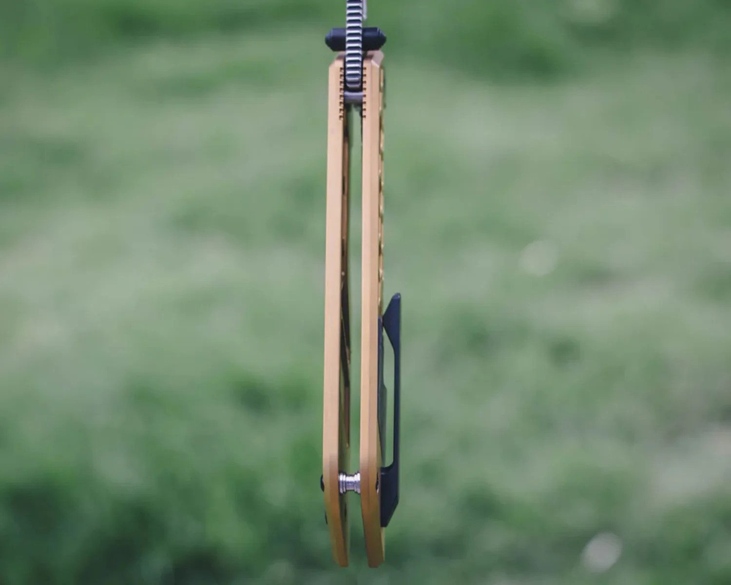 artisan cutlery beest handle detail