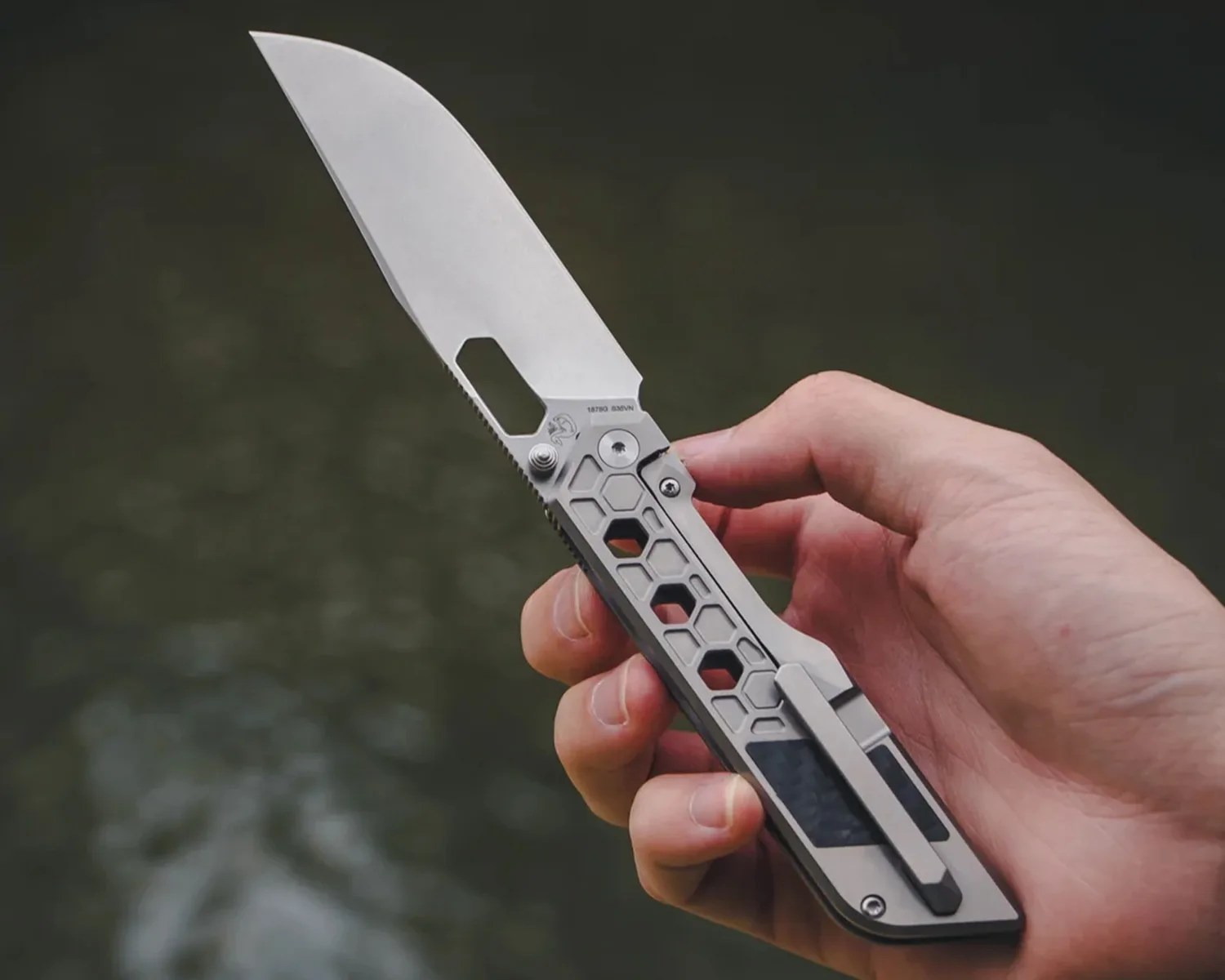 artisan cutlery beest silver off side