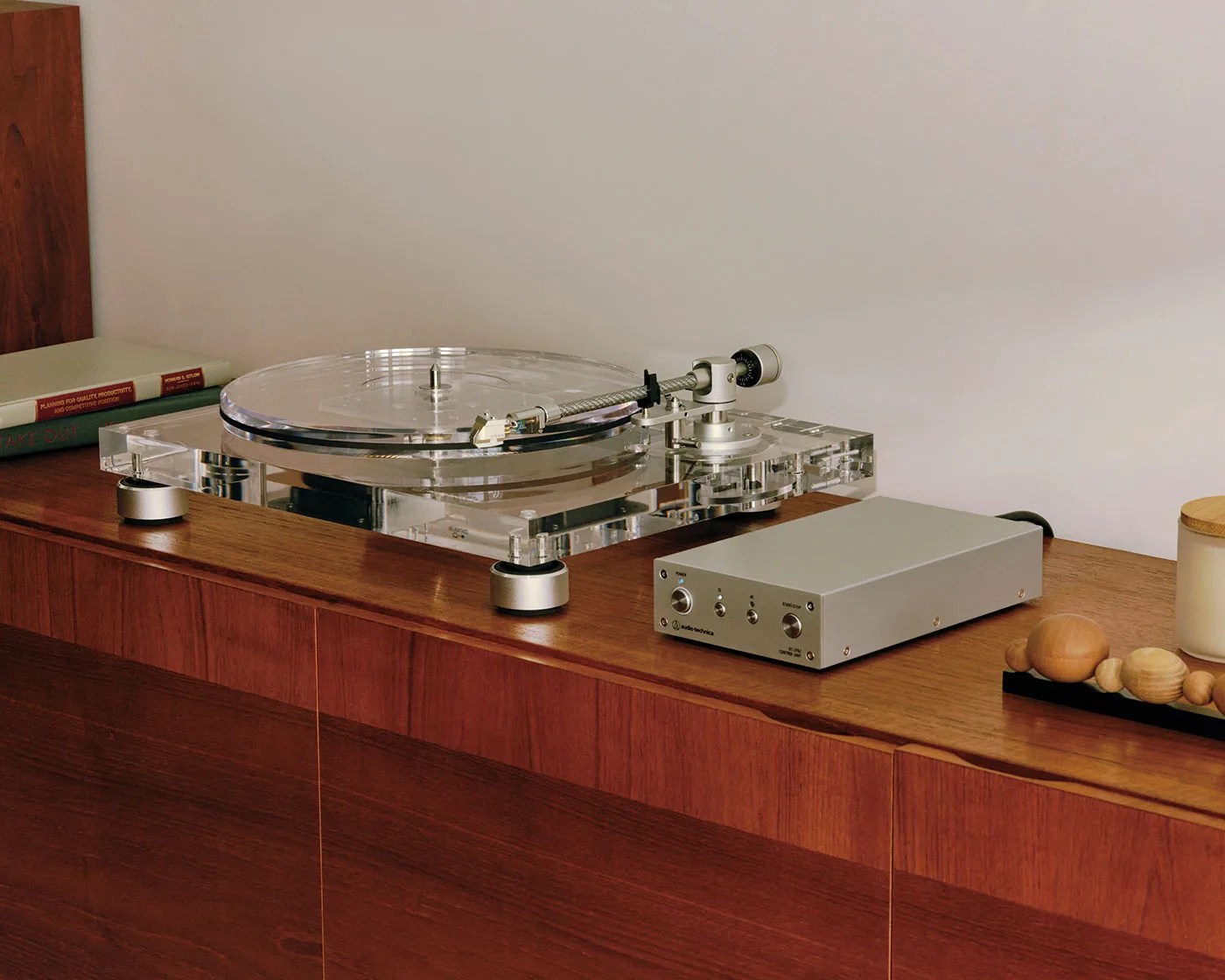 Audio-Technica AT-LPA2 turntable