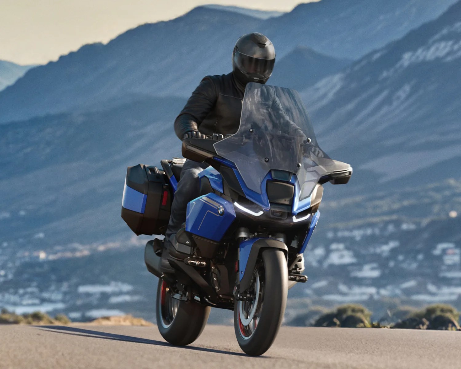 bmw r 1300 rt front action