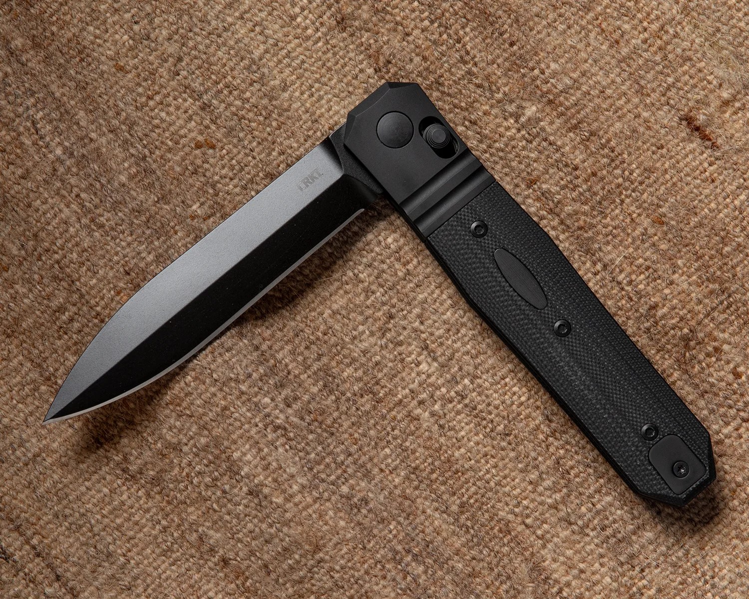 crkt redemption half folded