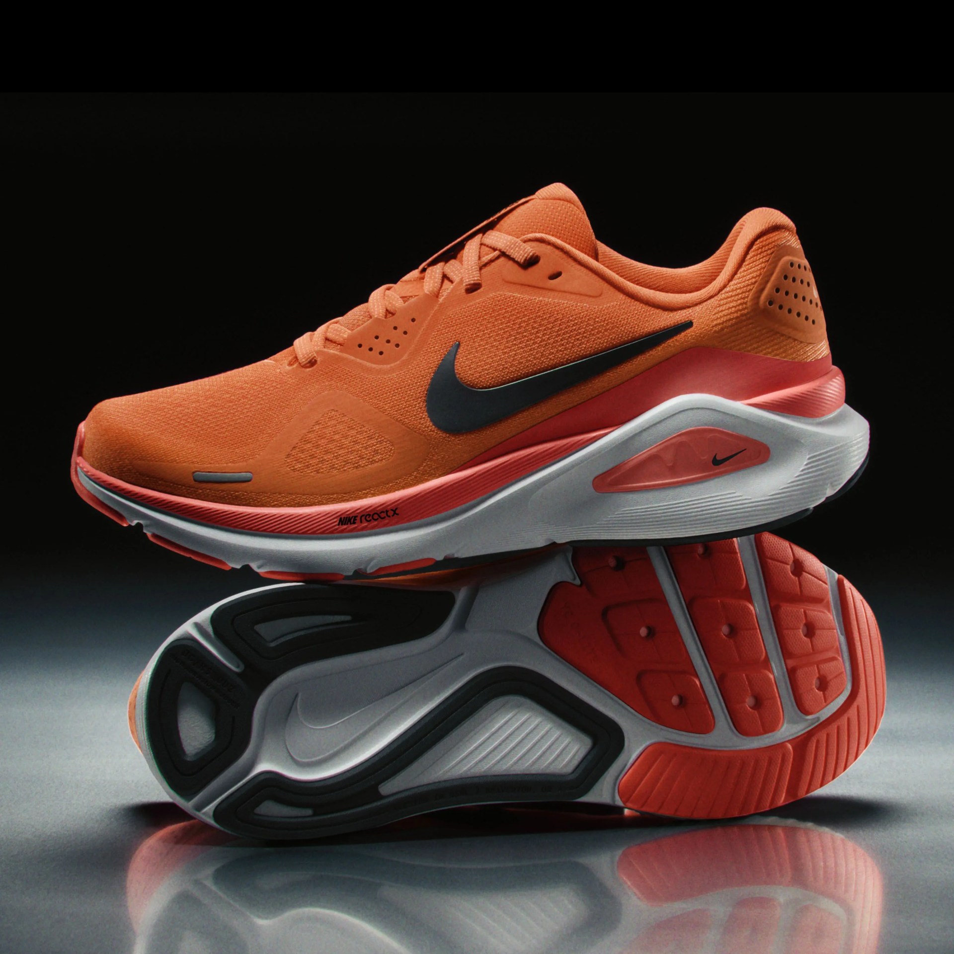 Nike Structure 26
