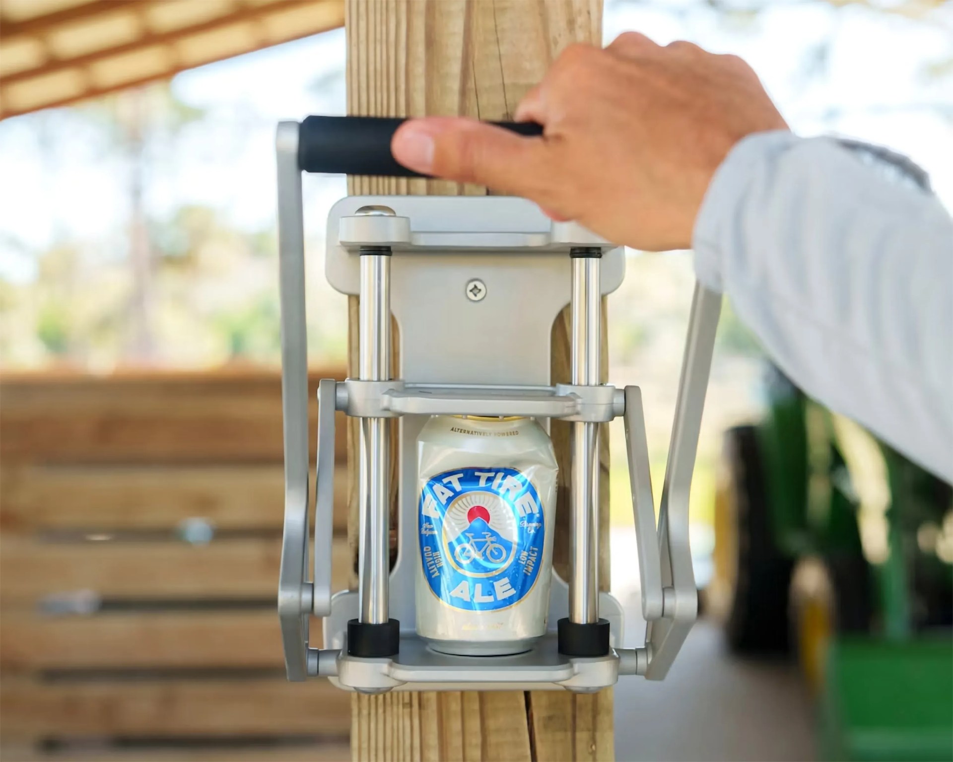 Yeti Can Crusher
