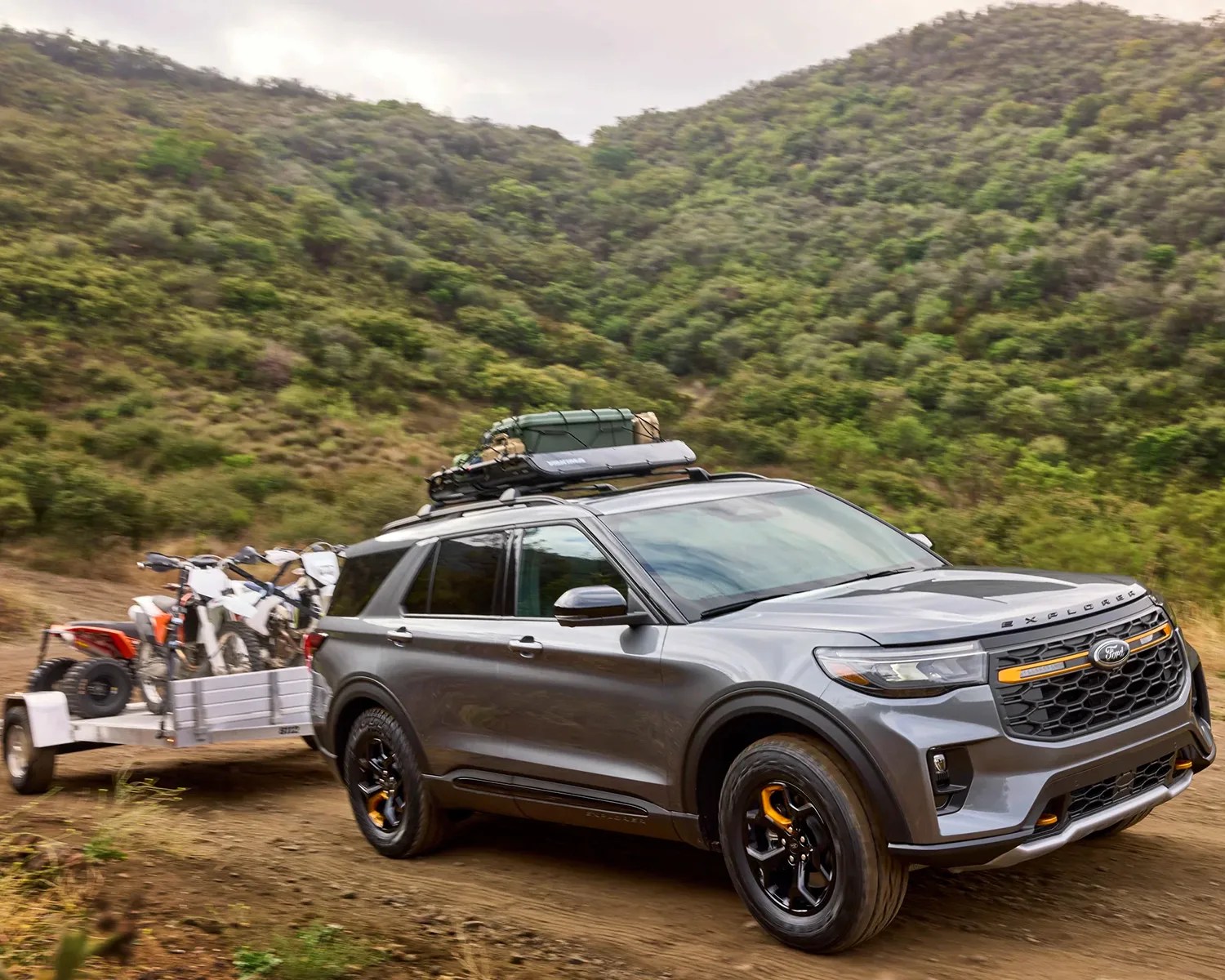 2026 ford explorer tremor dirt bike tow