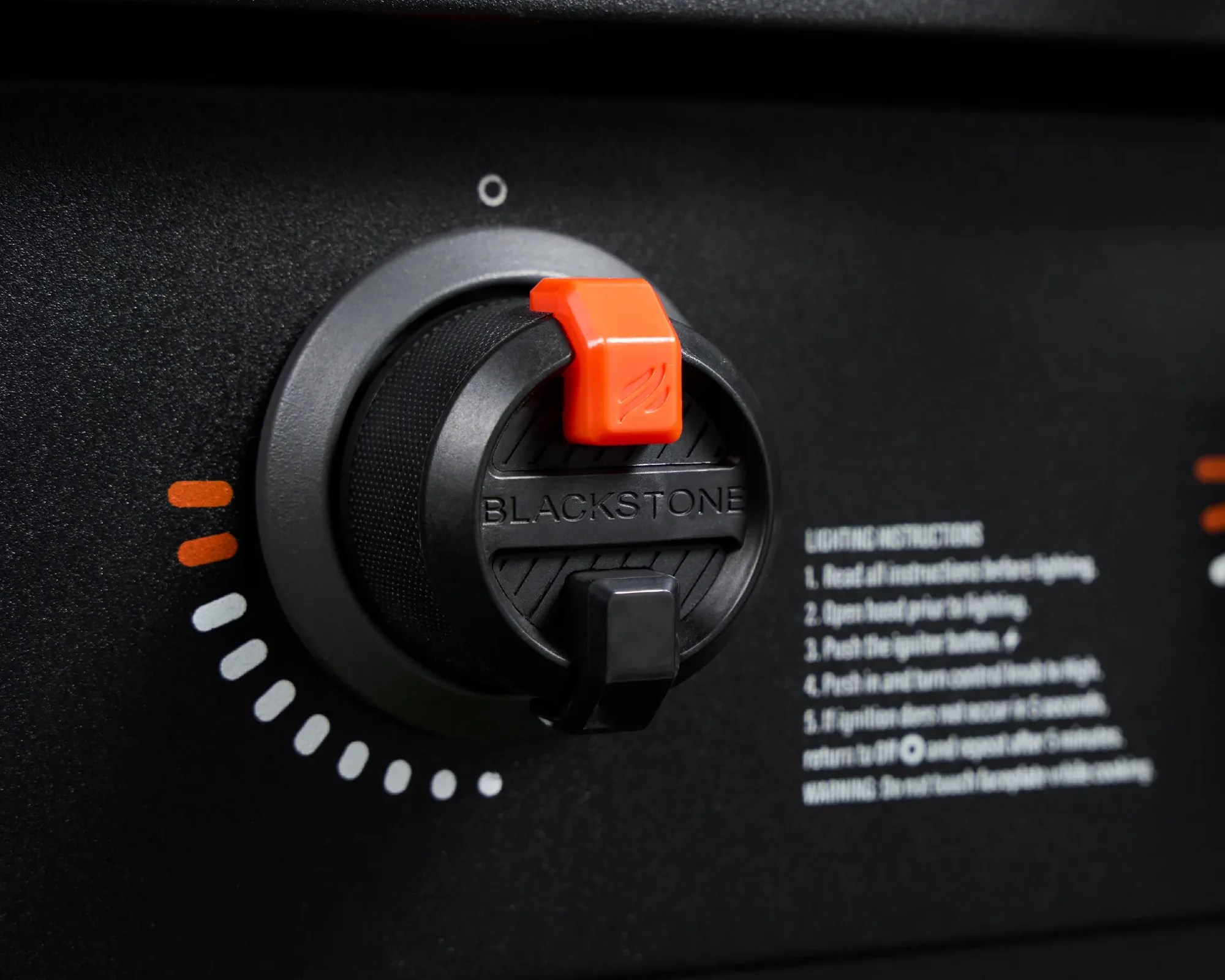 Blackstone Iron Forged Griddle Airfryer Combo dial closeup