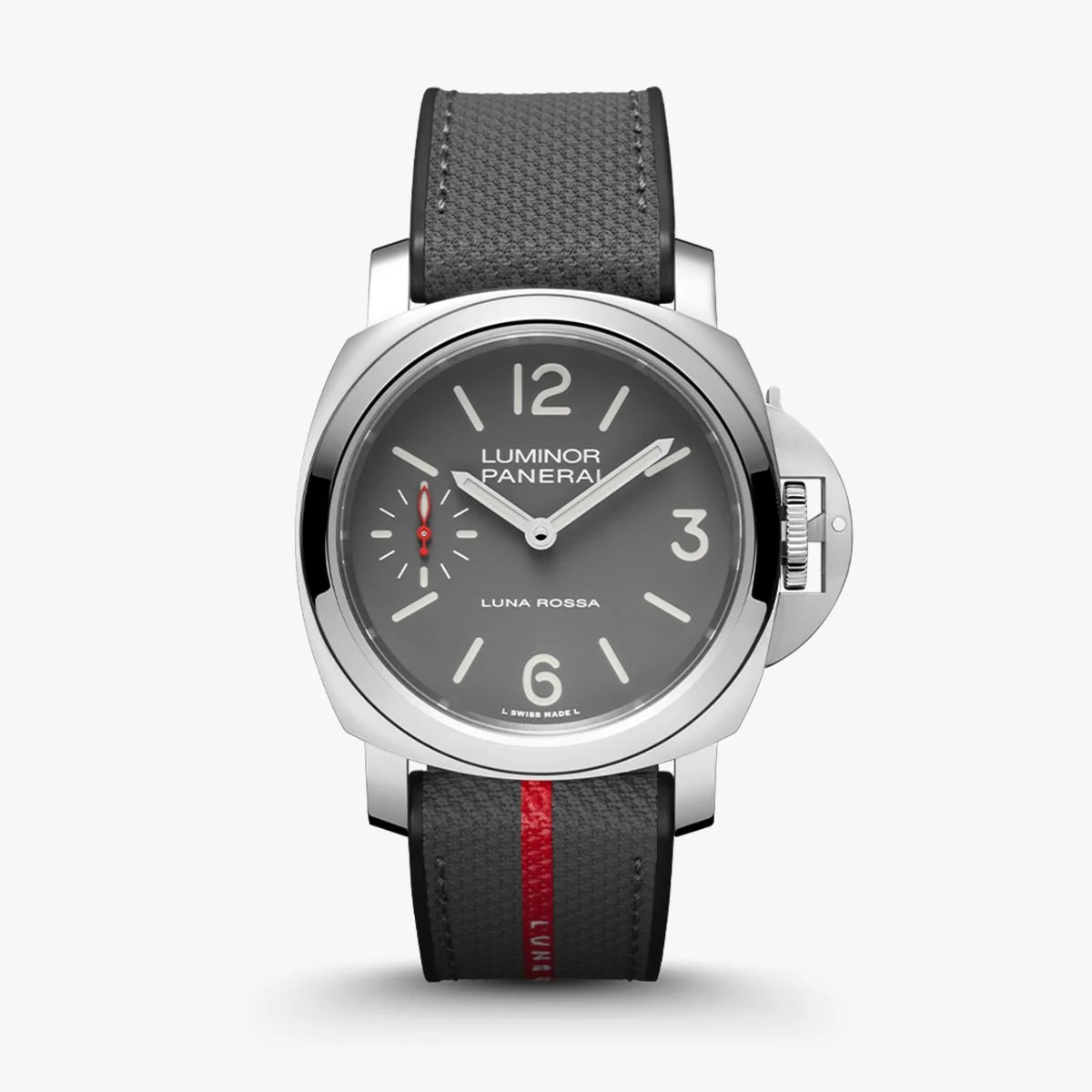 Panerai PAM1653 Luna Rossa watch