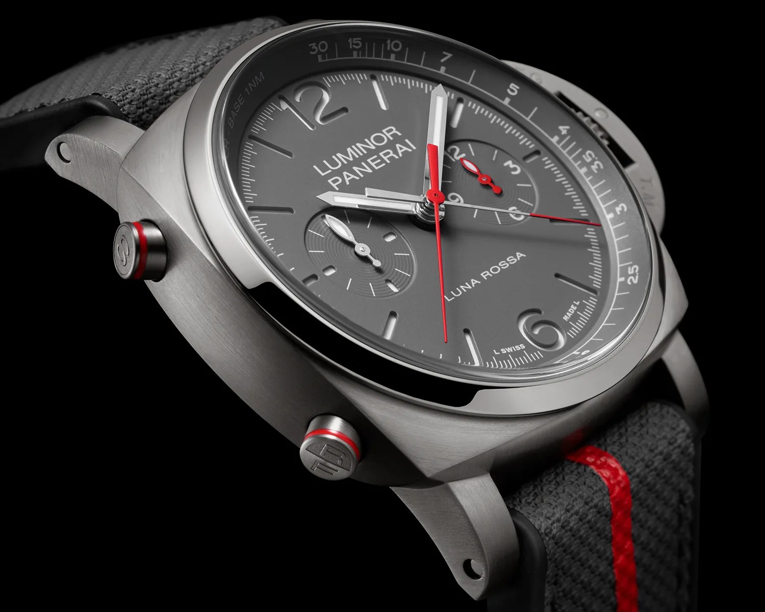 Panerai Luminor Chrono Flyback Luna Rossa Titanio PAM01654 angled front