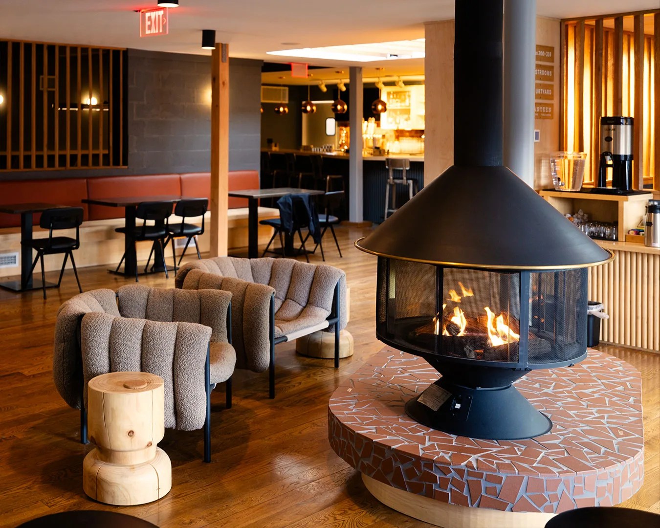Boone Rhodes Motor Lodge