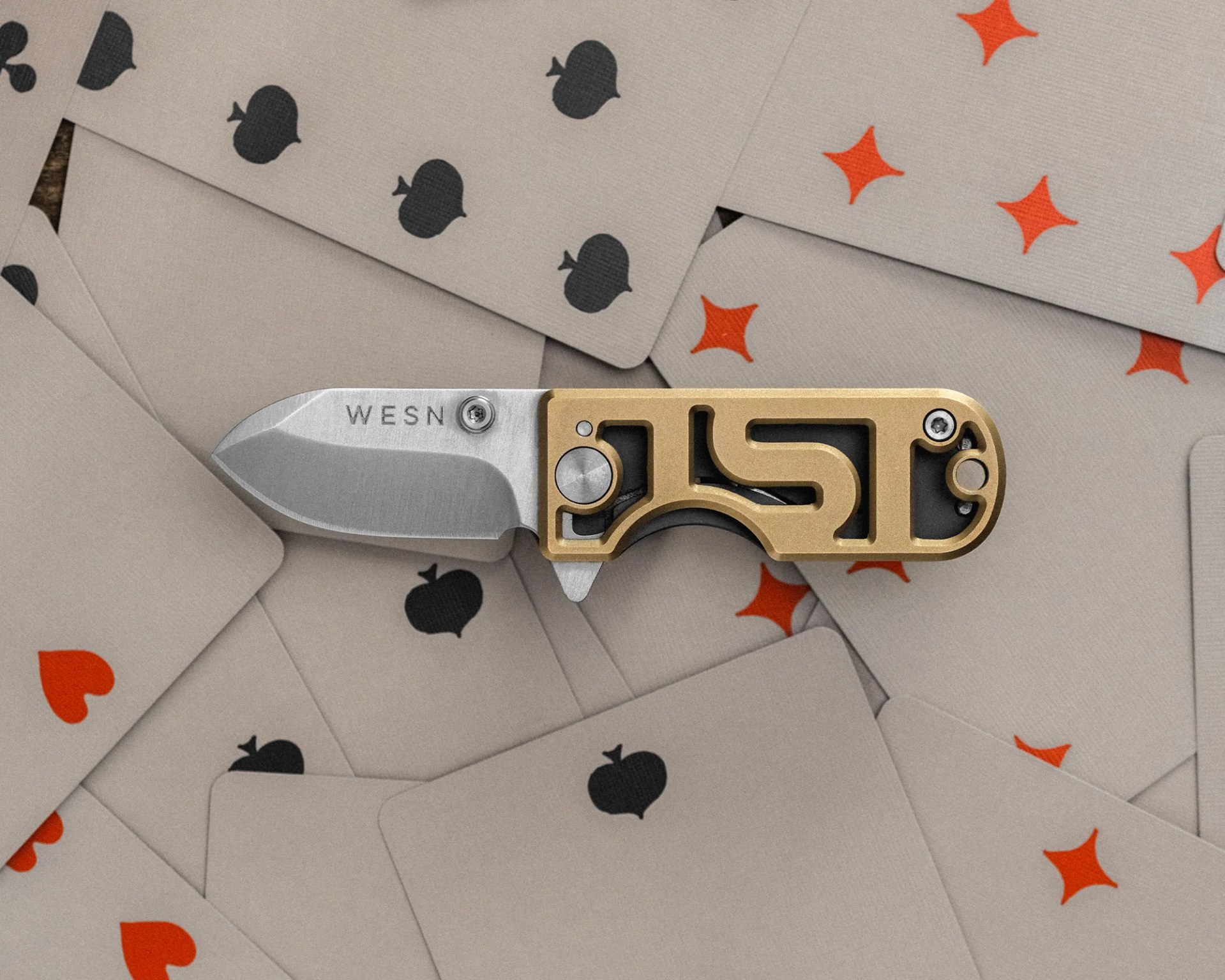 WESN x 1st Magic Puzzle Box and Microblade EDC Knife