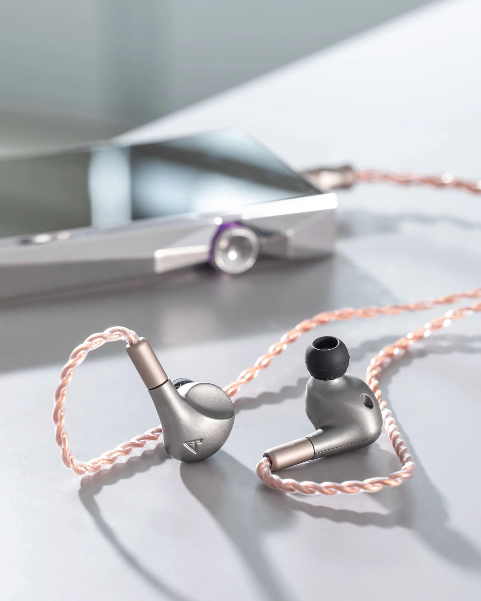 Astell&Kern Luna IEMs