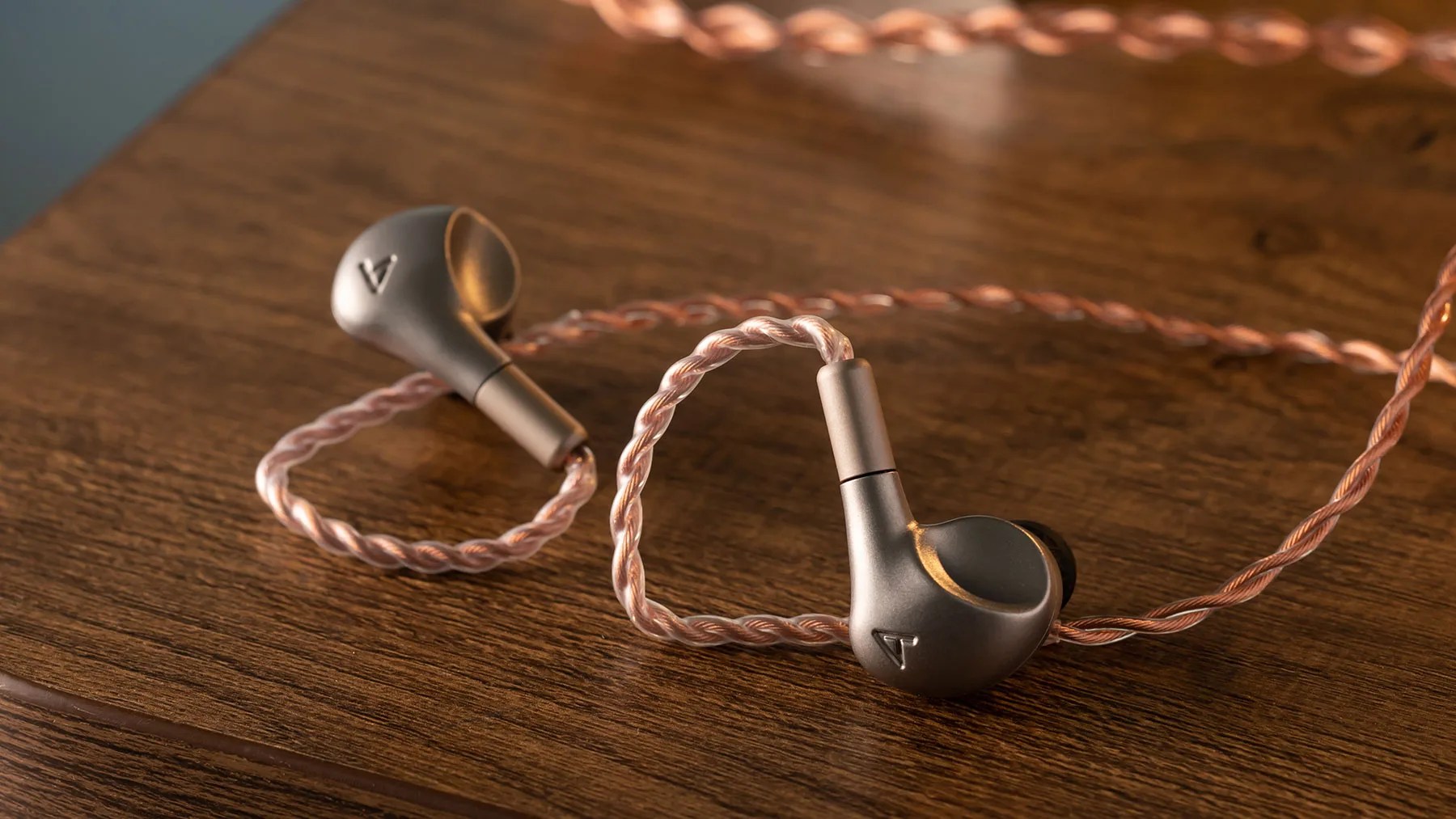 Astell&Kern Luna IEMs