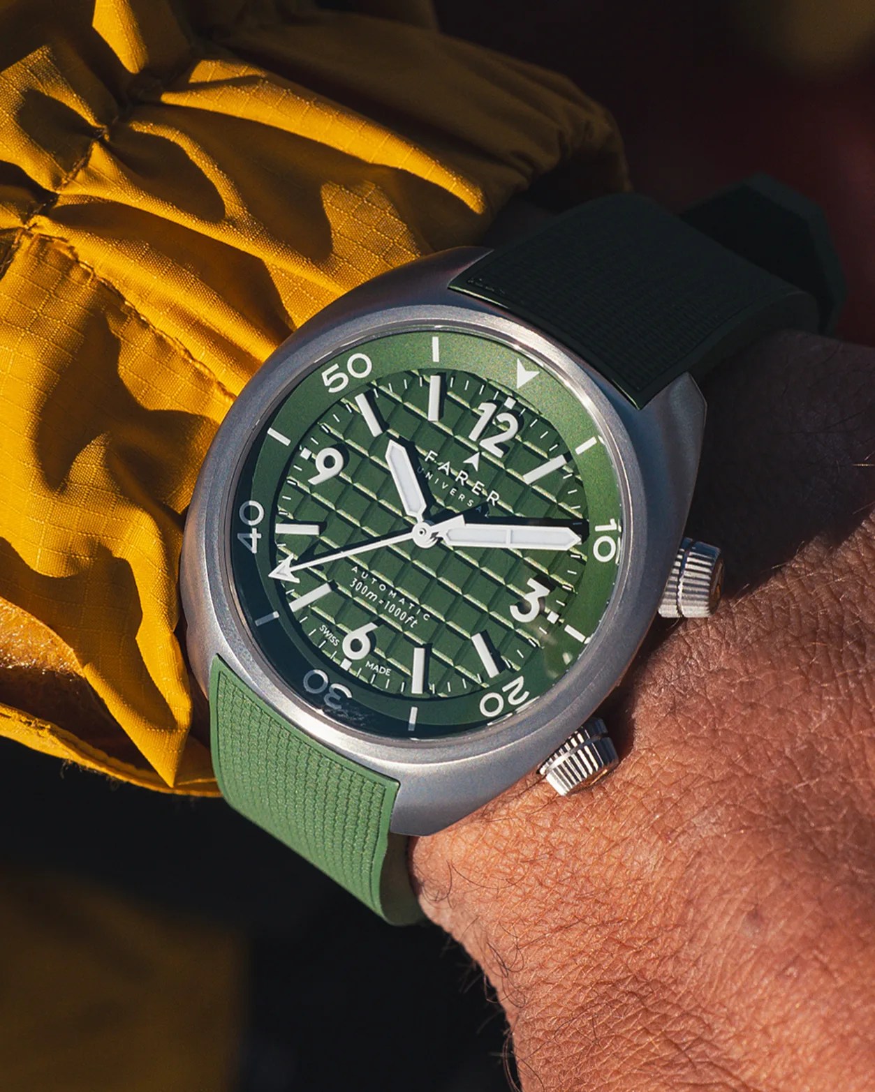 a green Farer dive watch