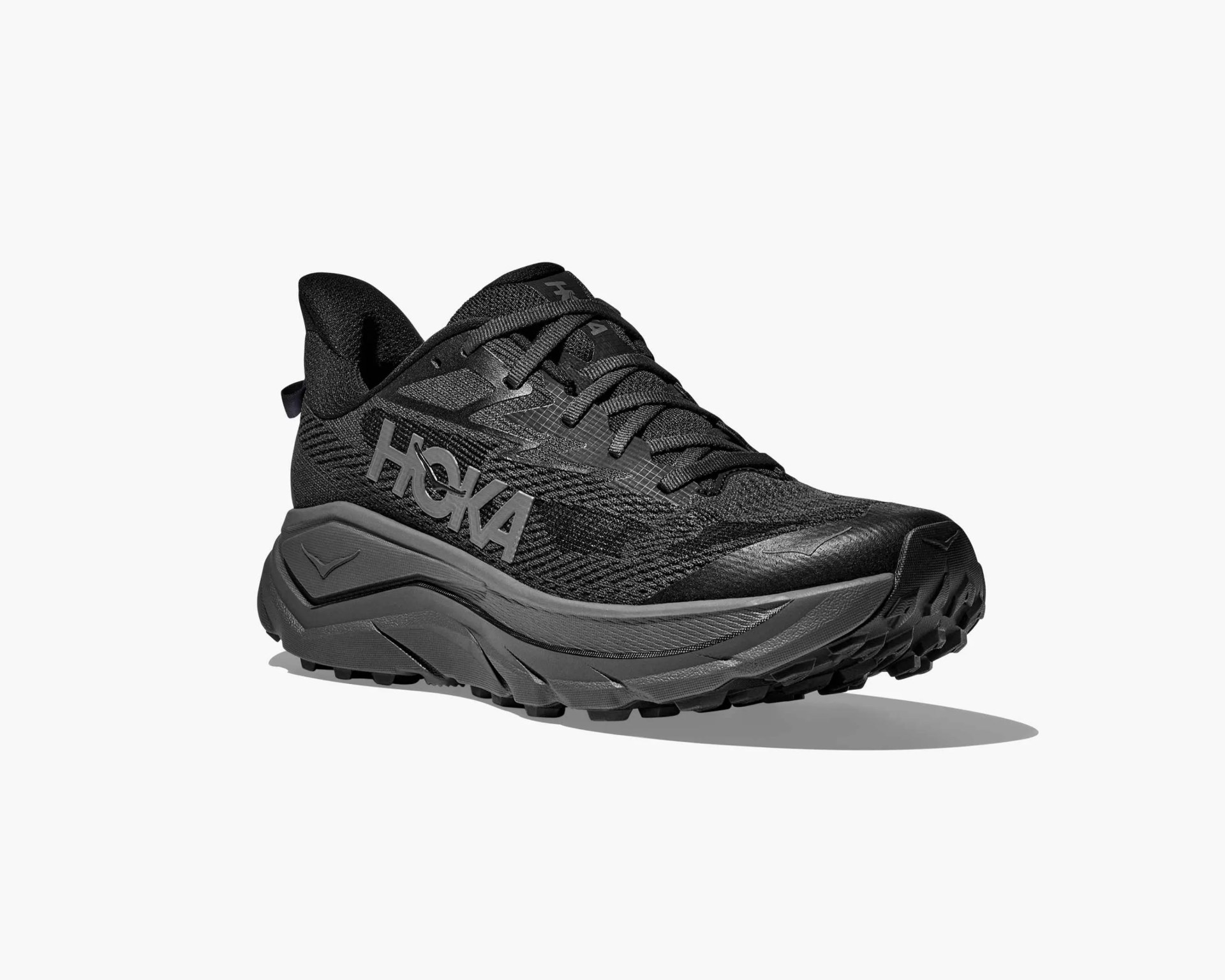 Hoka Challenger 8