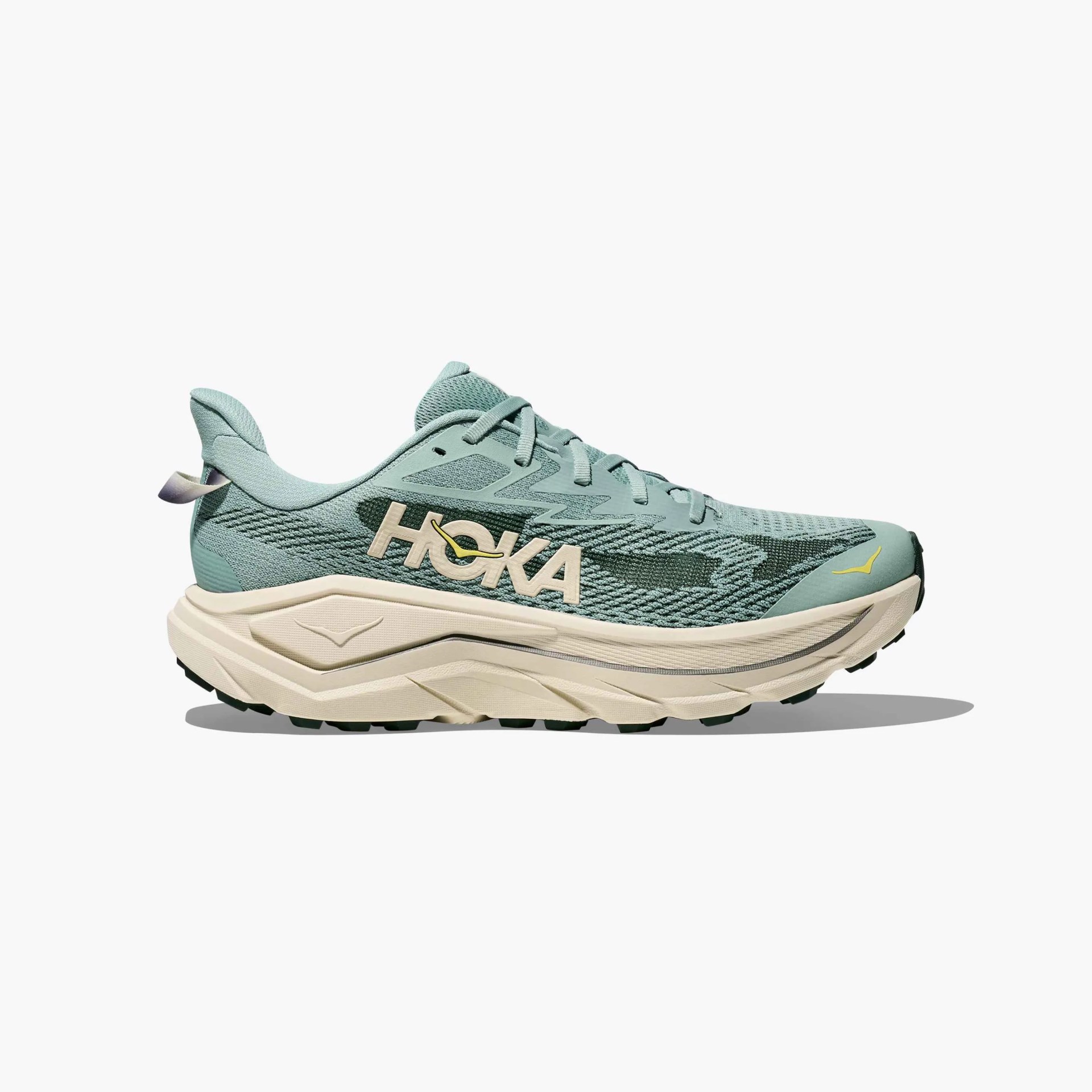 Hoka Challenger 8