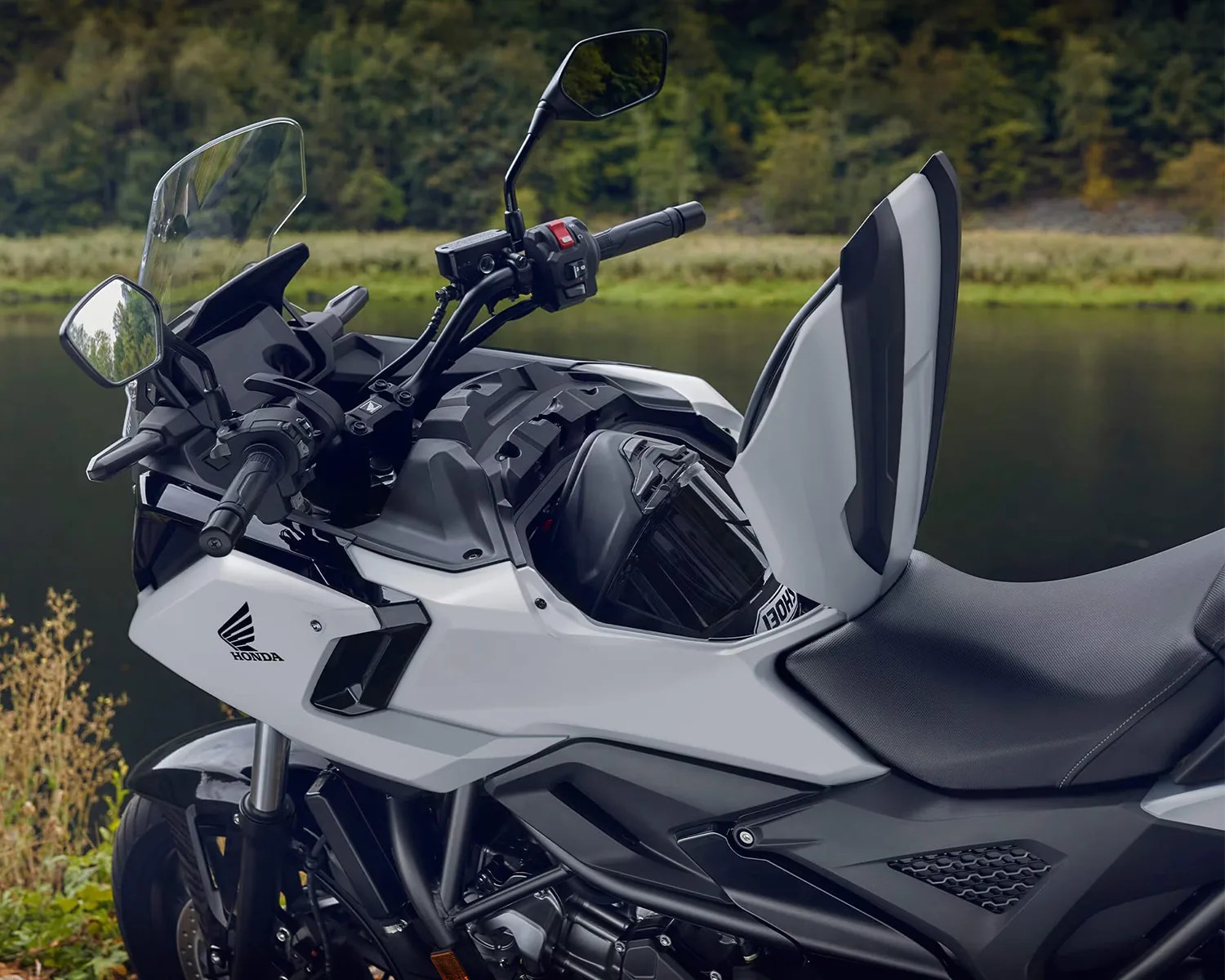 honda nc750x motorcycle frunk