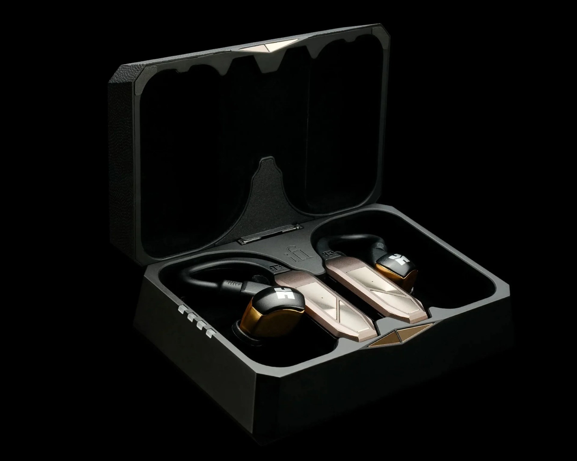 iFi Go pod Max