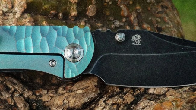 This Unique New Pocket Knife’s Chonky Blade Is Prehistorically Potent