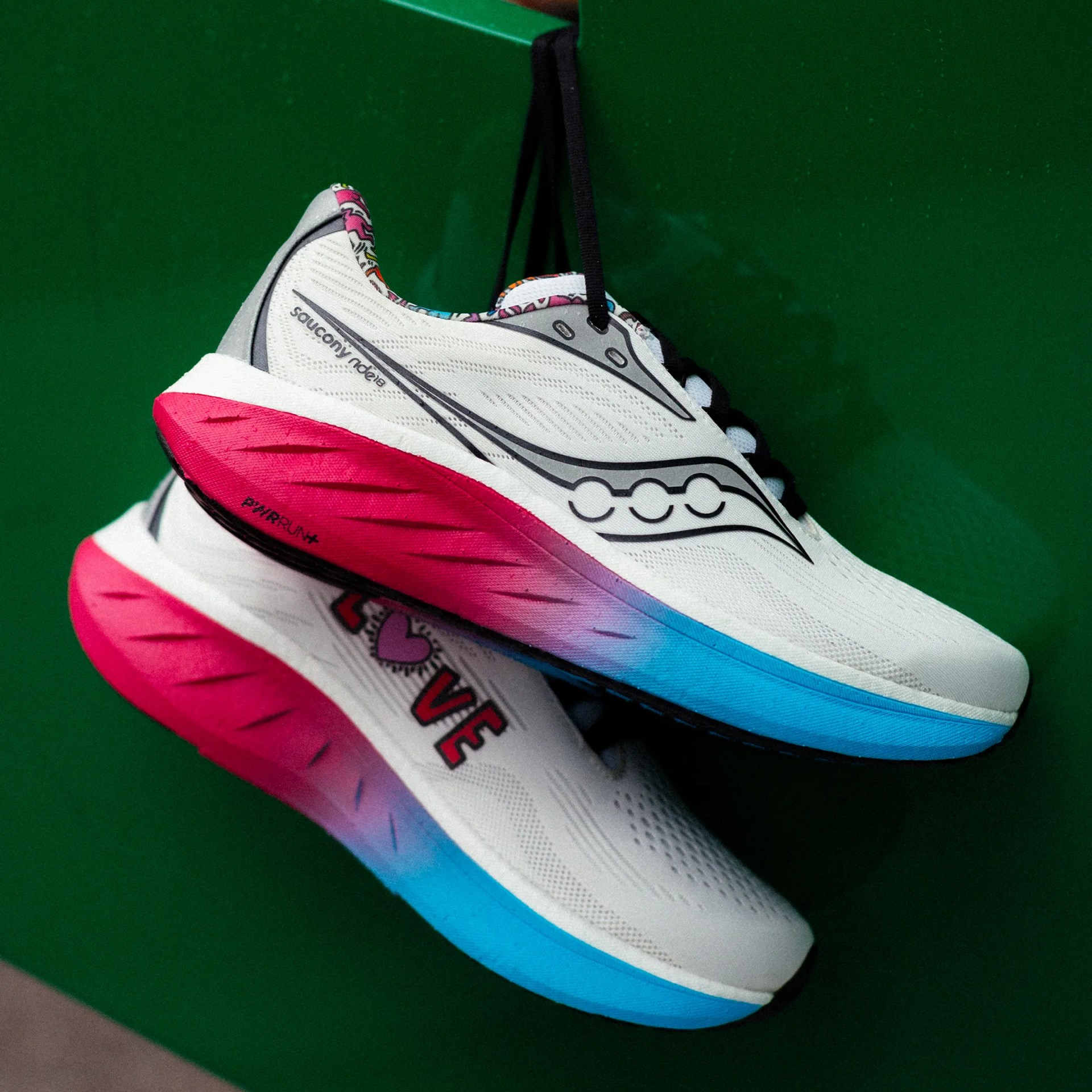 keith haring x saucony ride 18