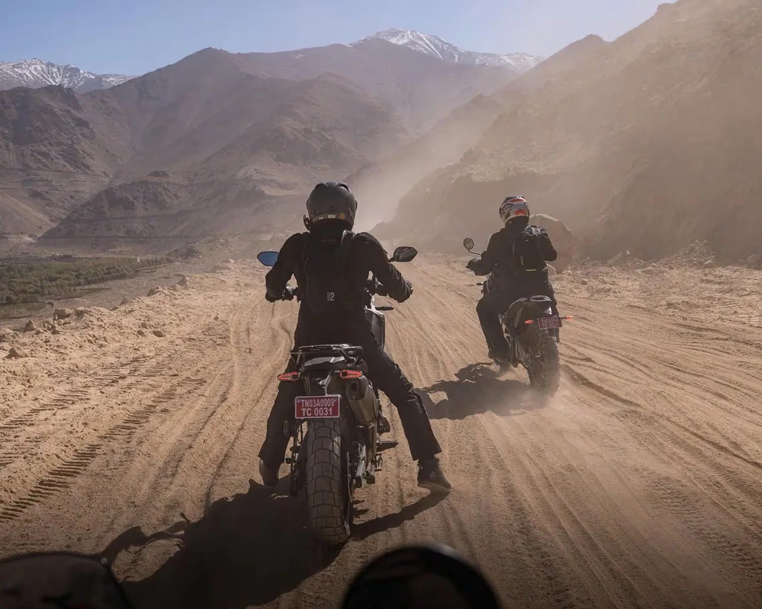 royal enfield himalayan testing rear view