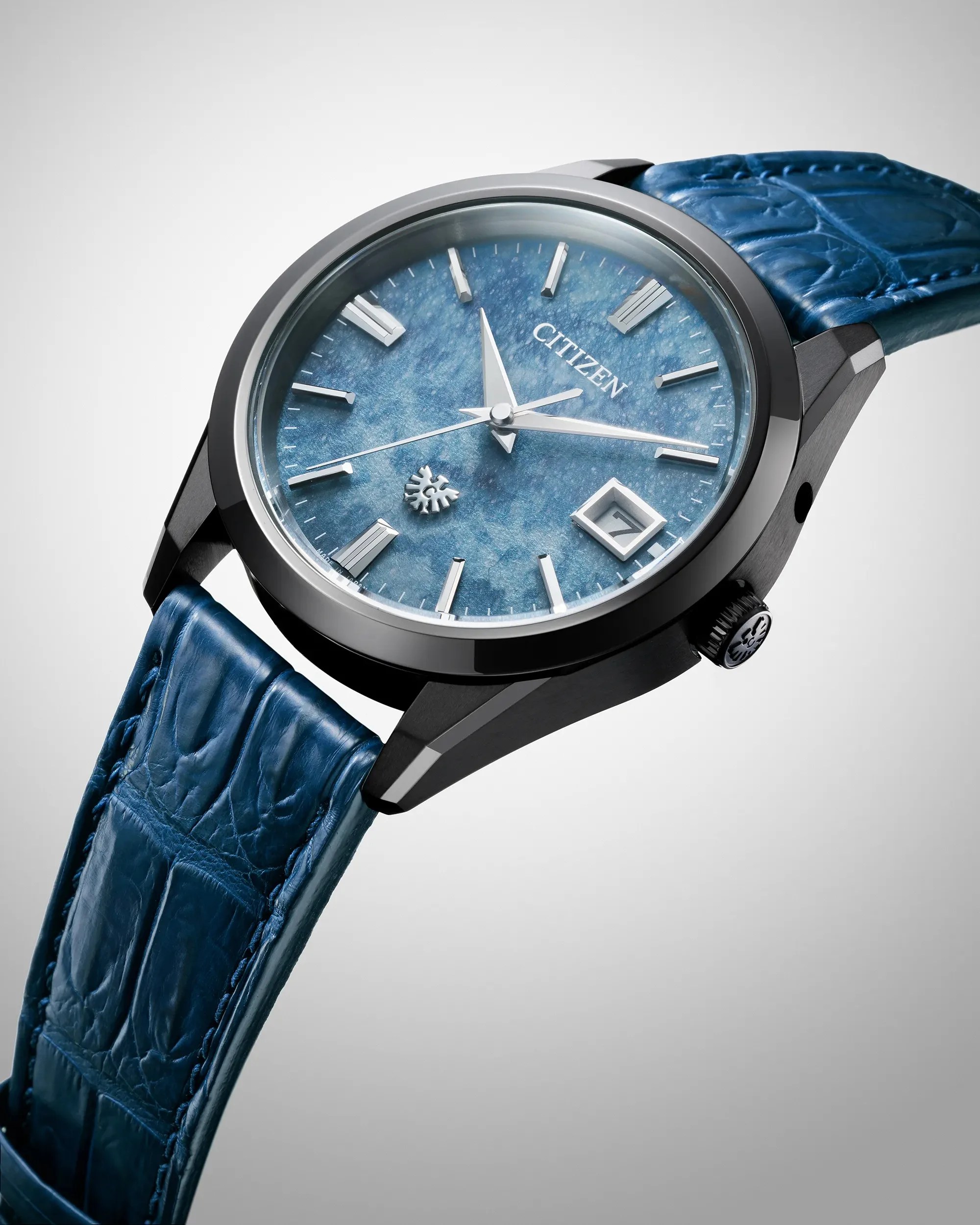 Citizen 30th Anniversary Eco Drive Indigo Washi Murakamo Shibori Dyed Paper Dial Watch AQ4106 26L Watch