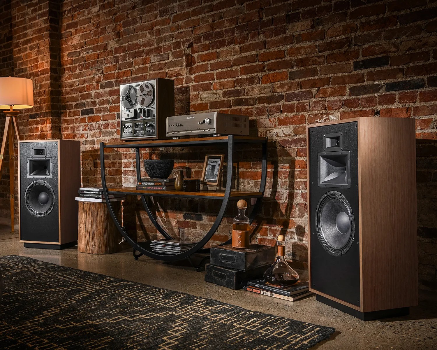 Klipsch Heresy IV in red oak