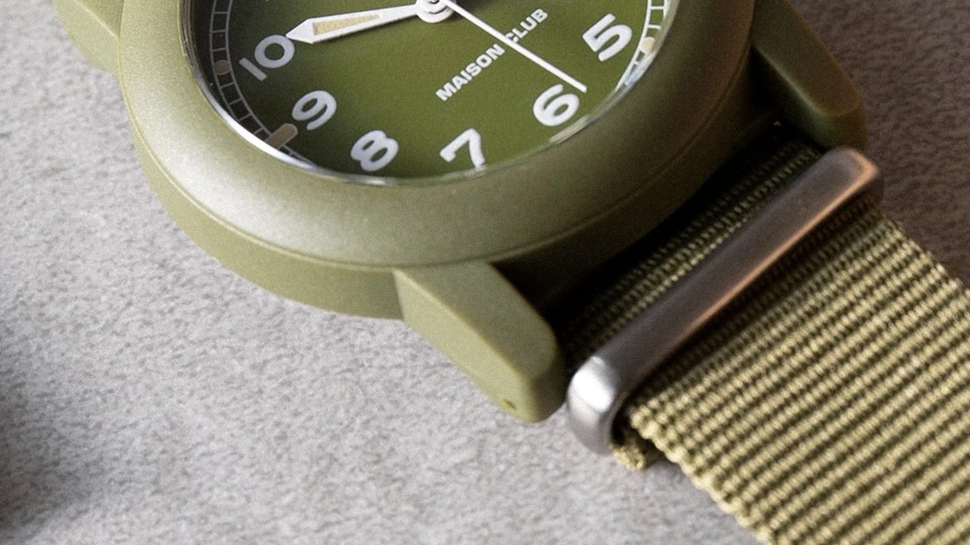 Naval Watch x Maison Club Mil 08 Field Watch closeup