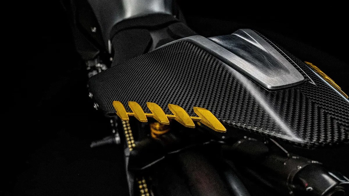 bmw concept rr macro