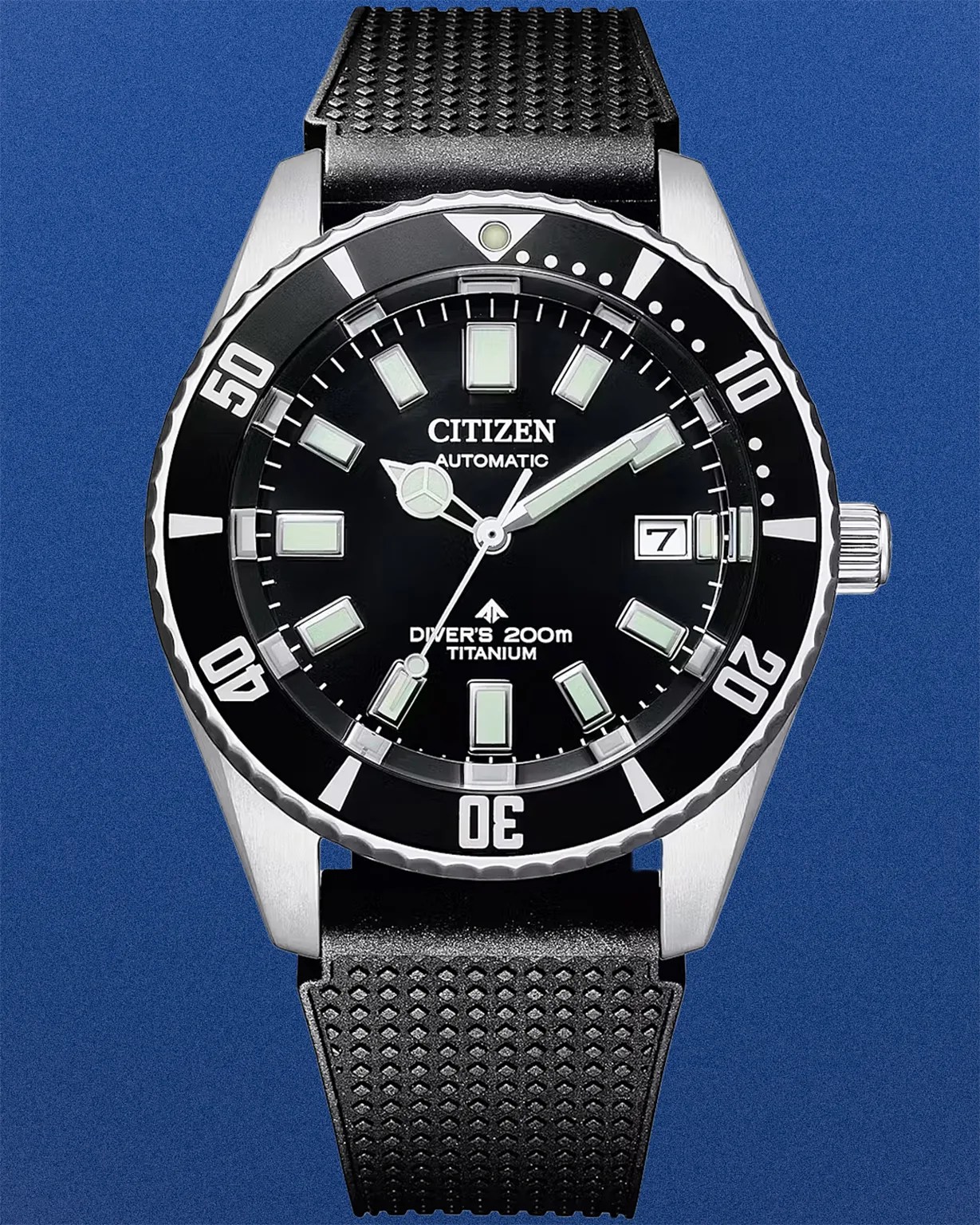 a black Citizen dive watch