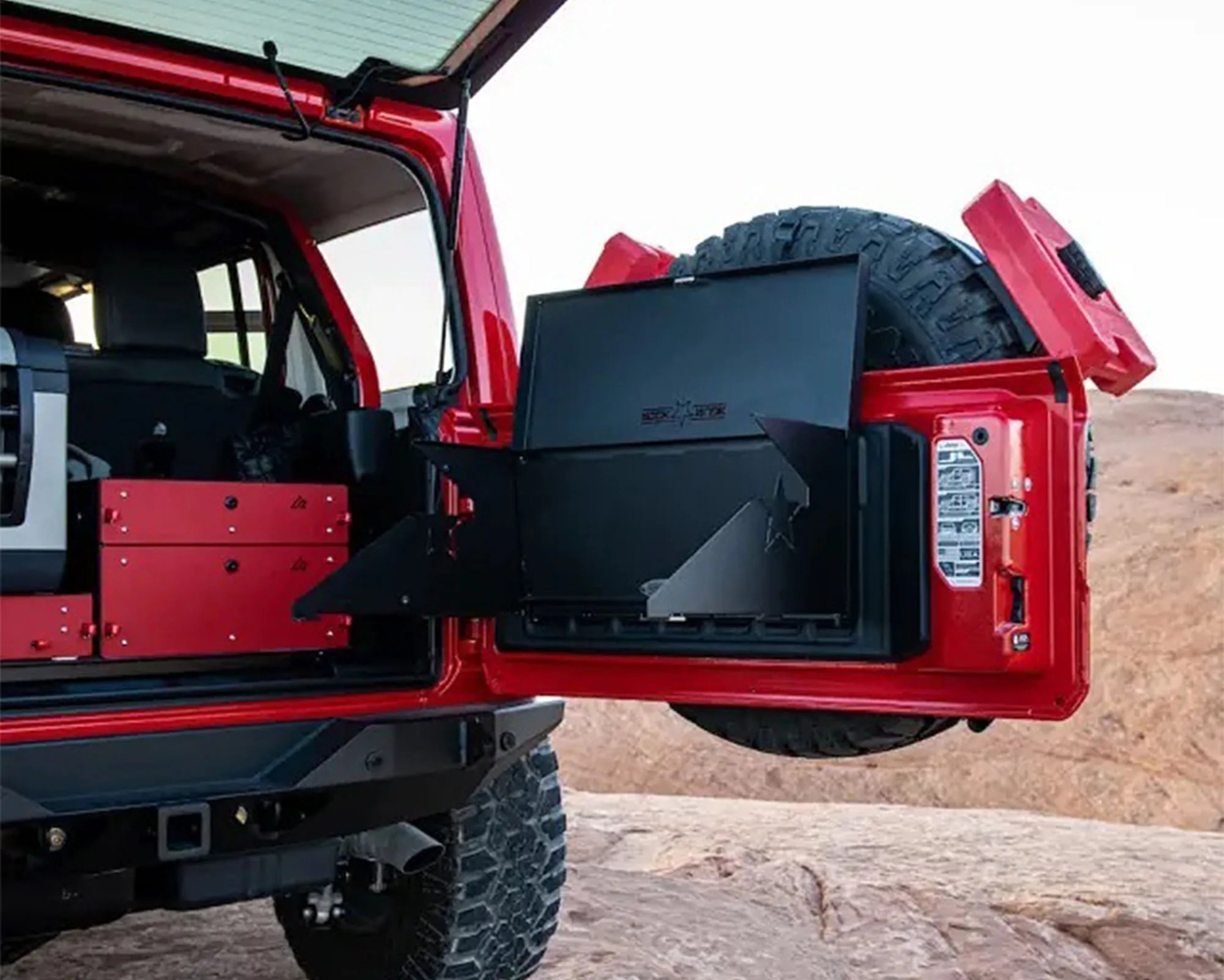 the back of a jeep wrangler