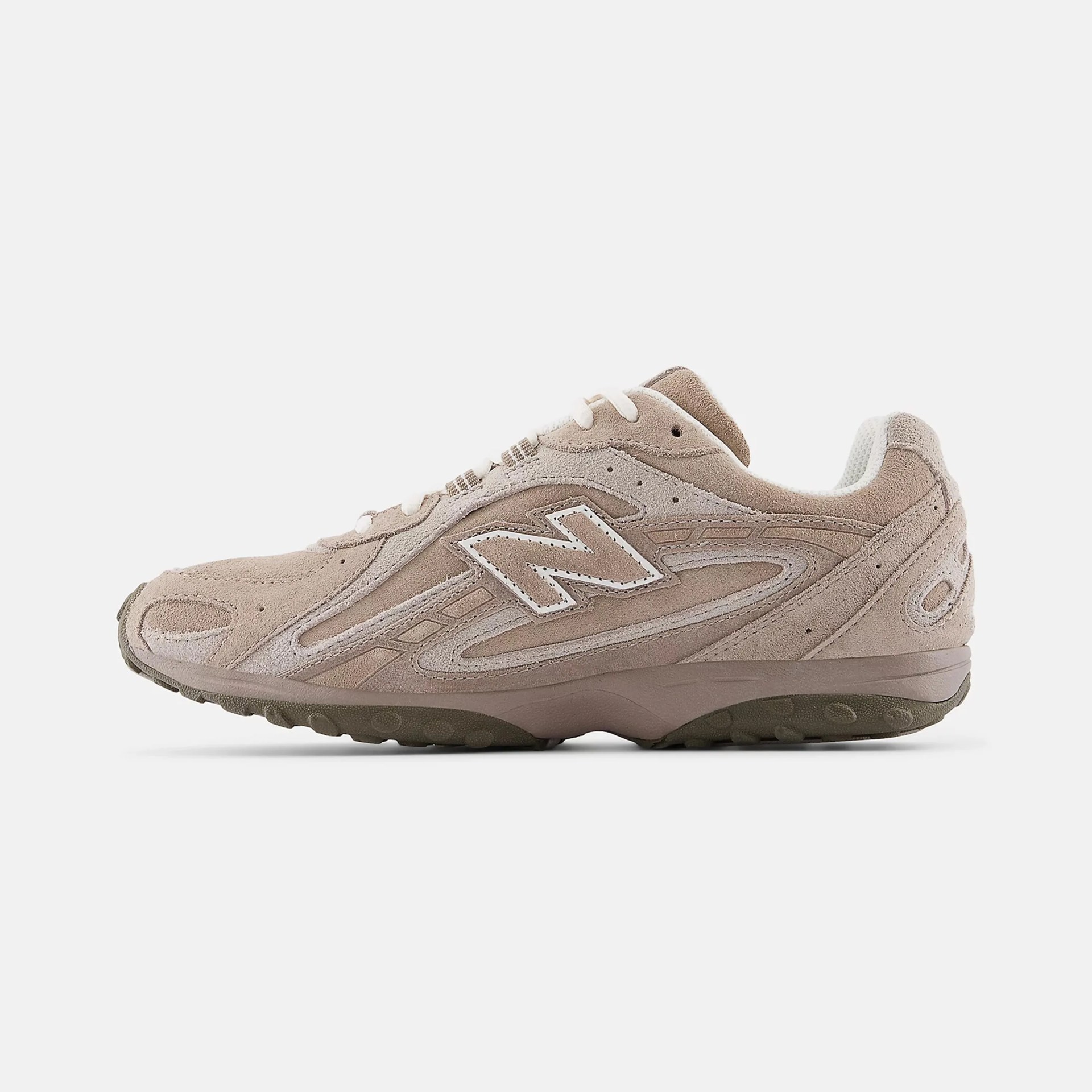 New Balance 204L sneaker