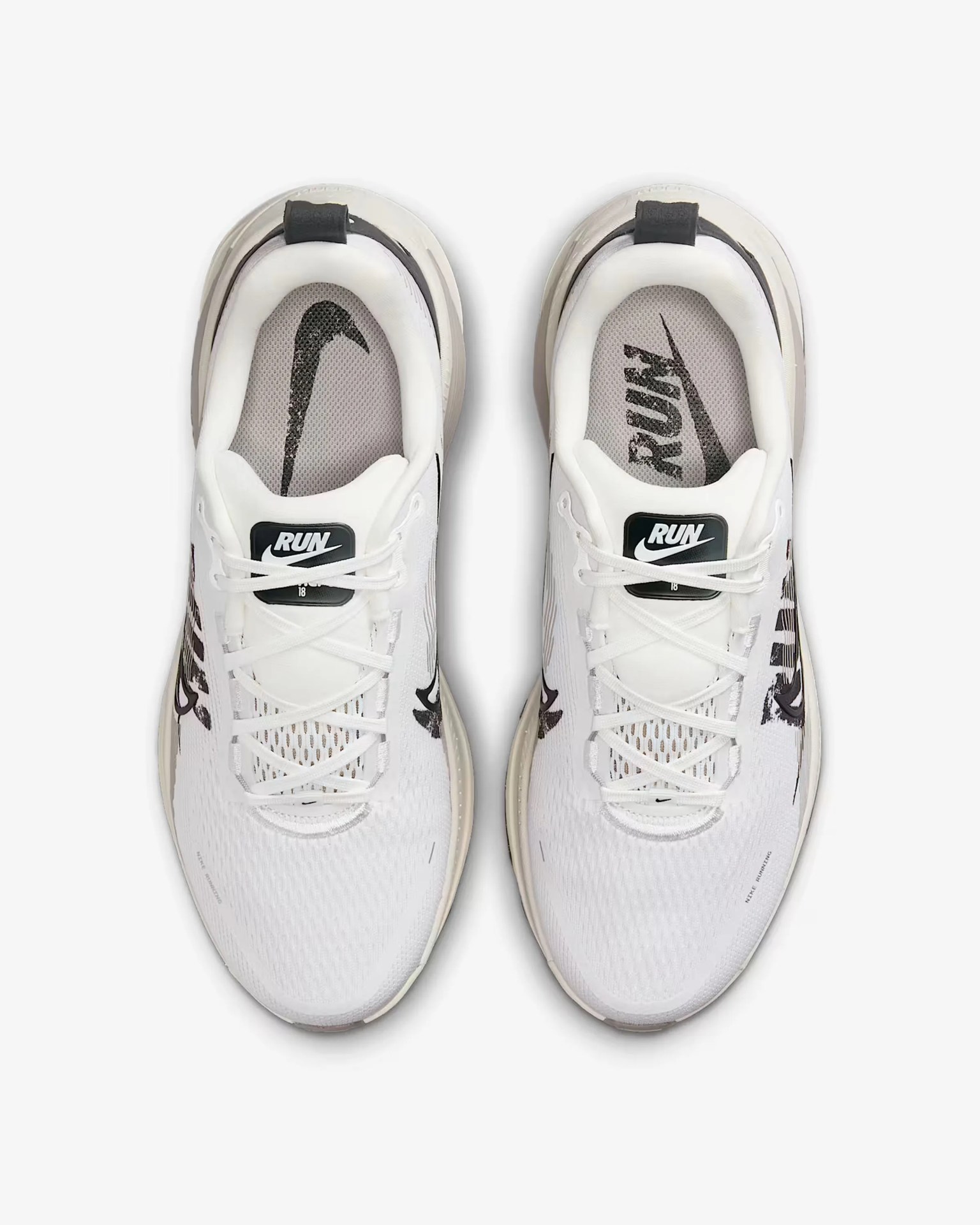 Nike vomero 18 running shoe