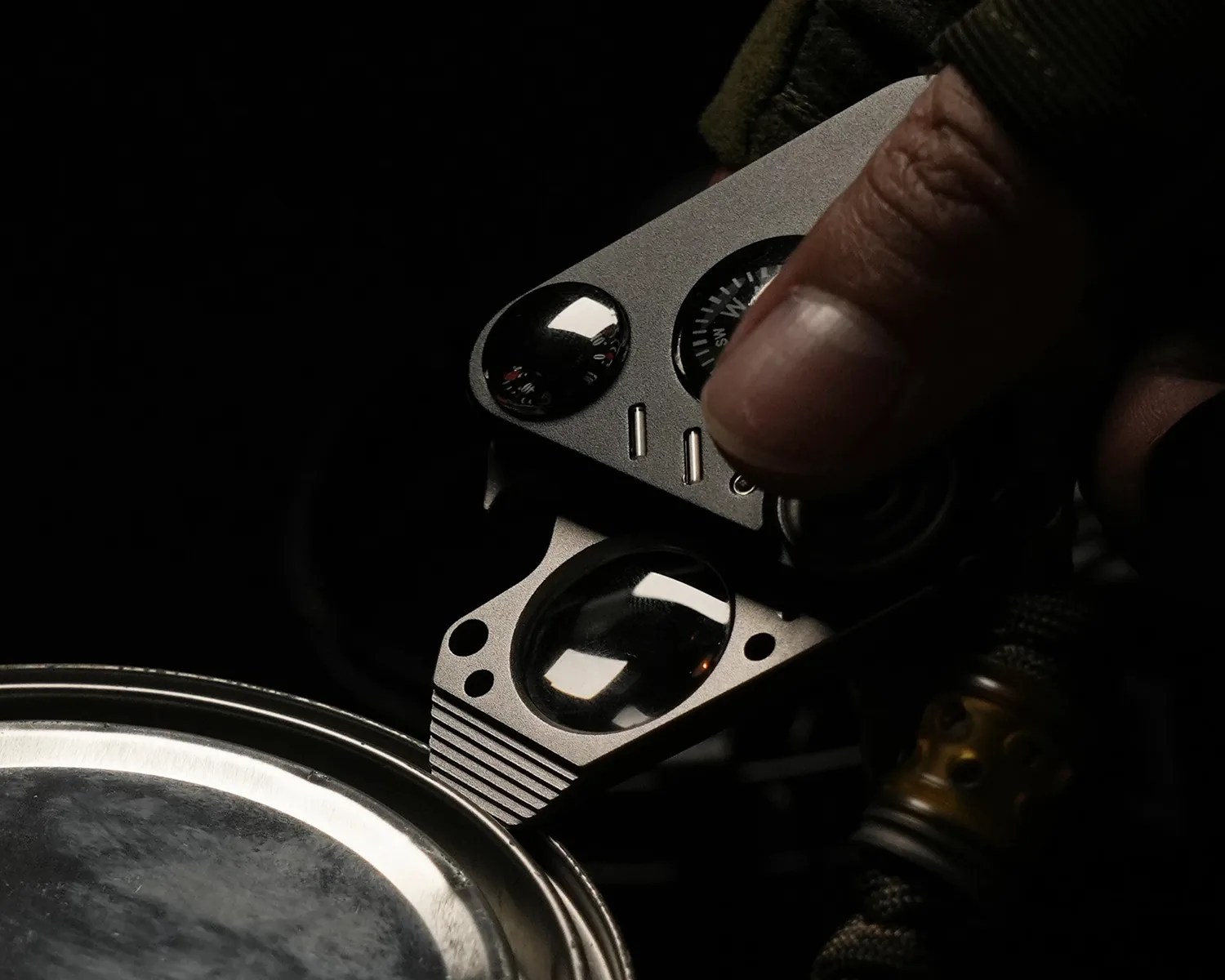 ti-scout 8-in-1 tool prying