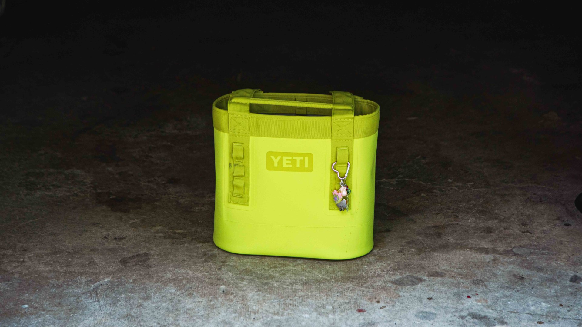 Yeti Camino tote bag