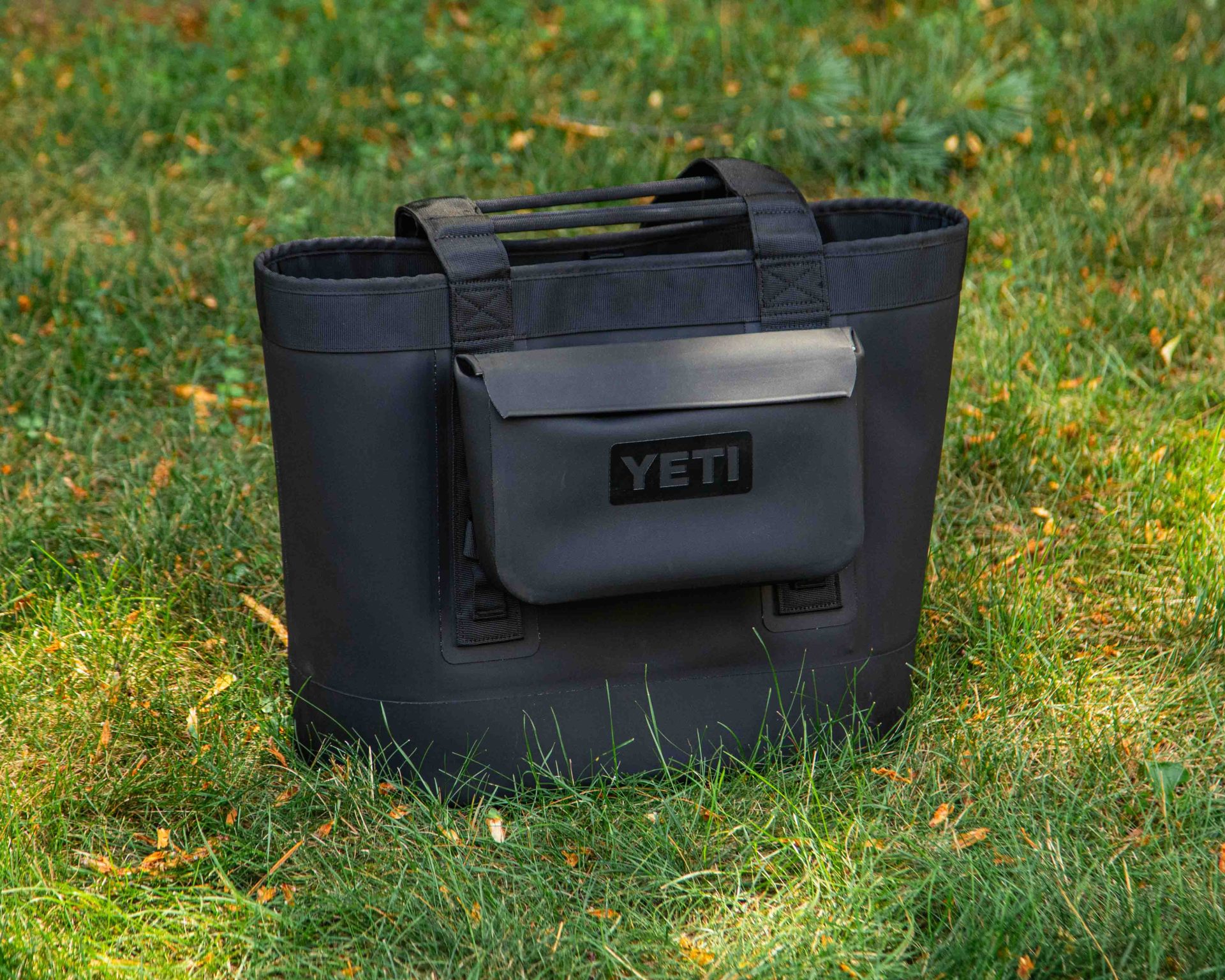 Yeti Camino tote bag