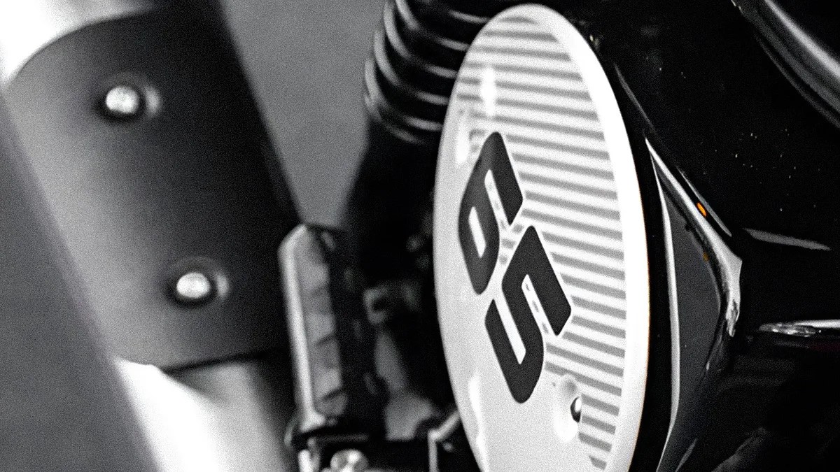 2025-bsa-scrambler-650-macro